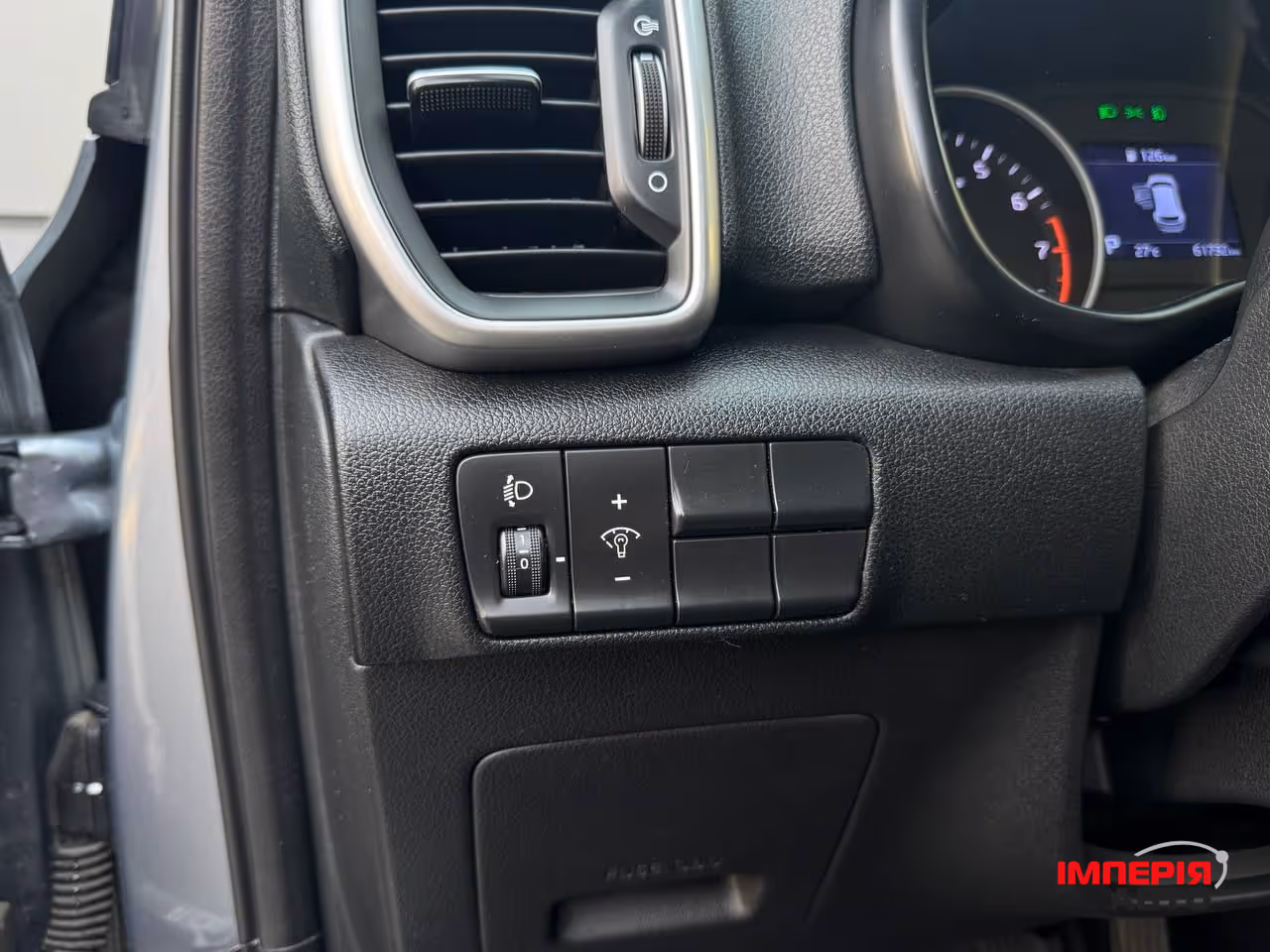 Kia Sportage - фото 28