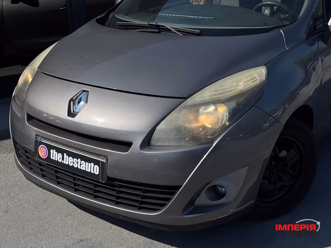 Renault Scenic - фото 2