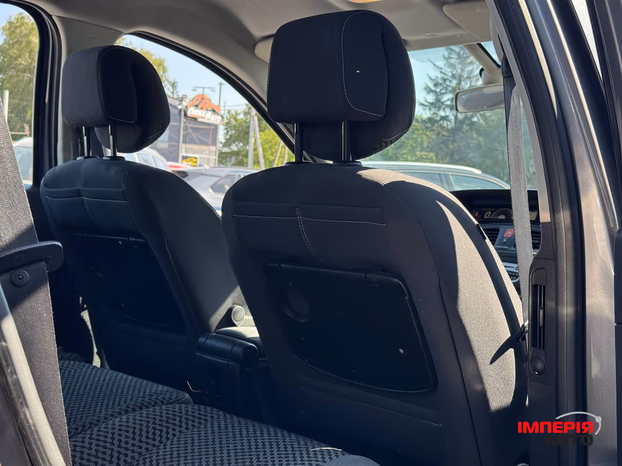 Renault Scenic - фото 35