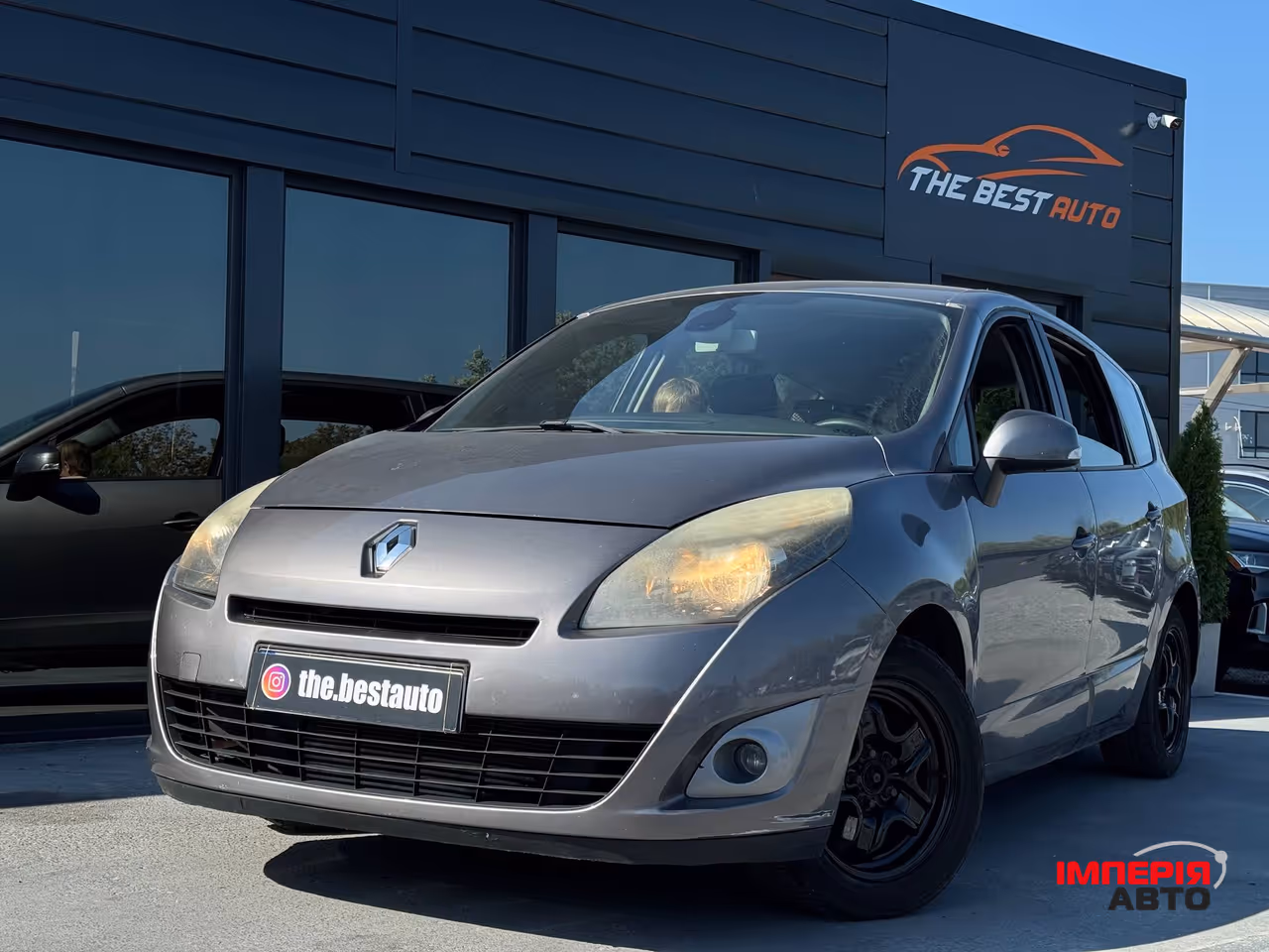 Renault Scenic - фото 1