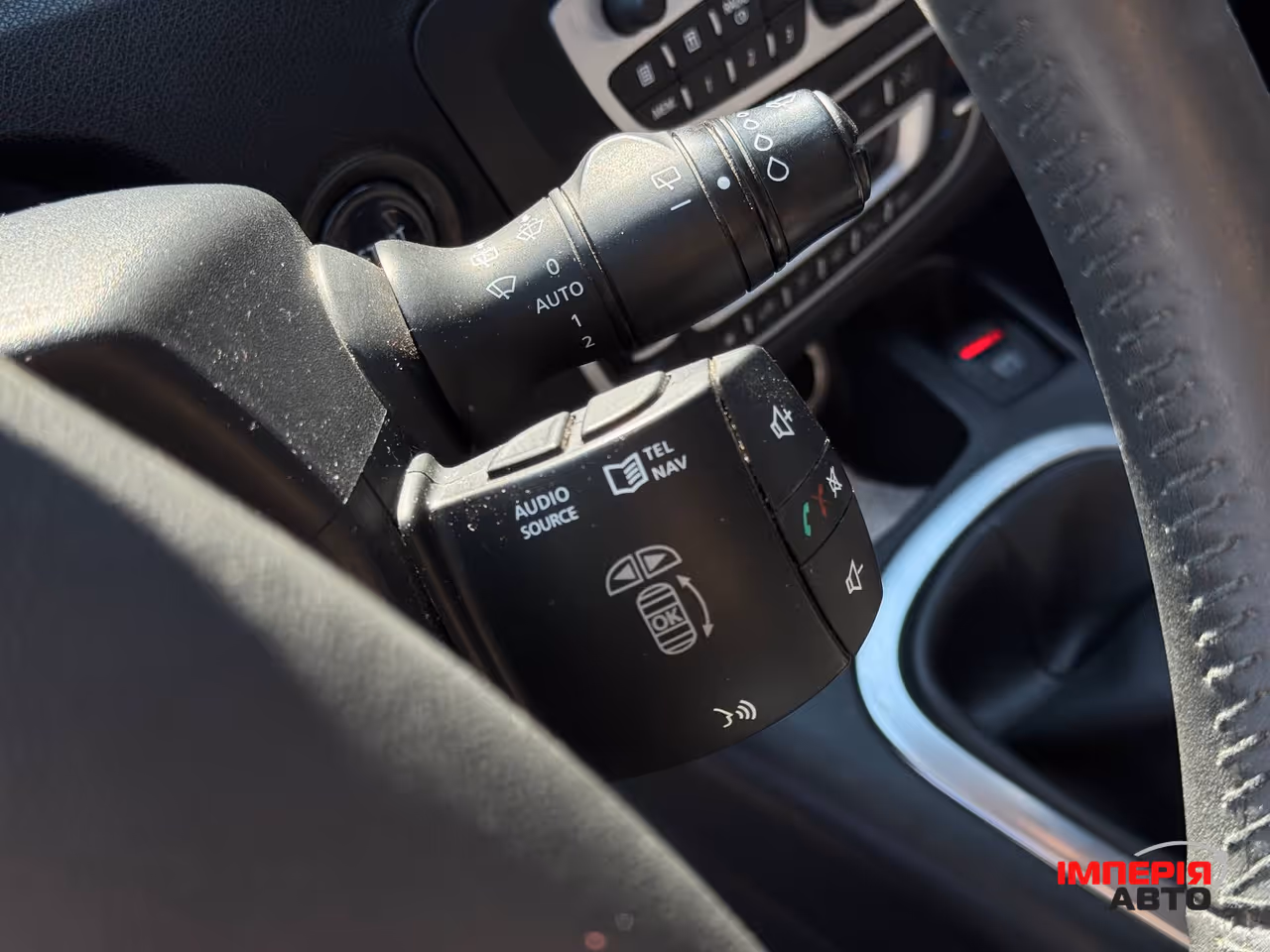 Renault Scenic - фото 26