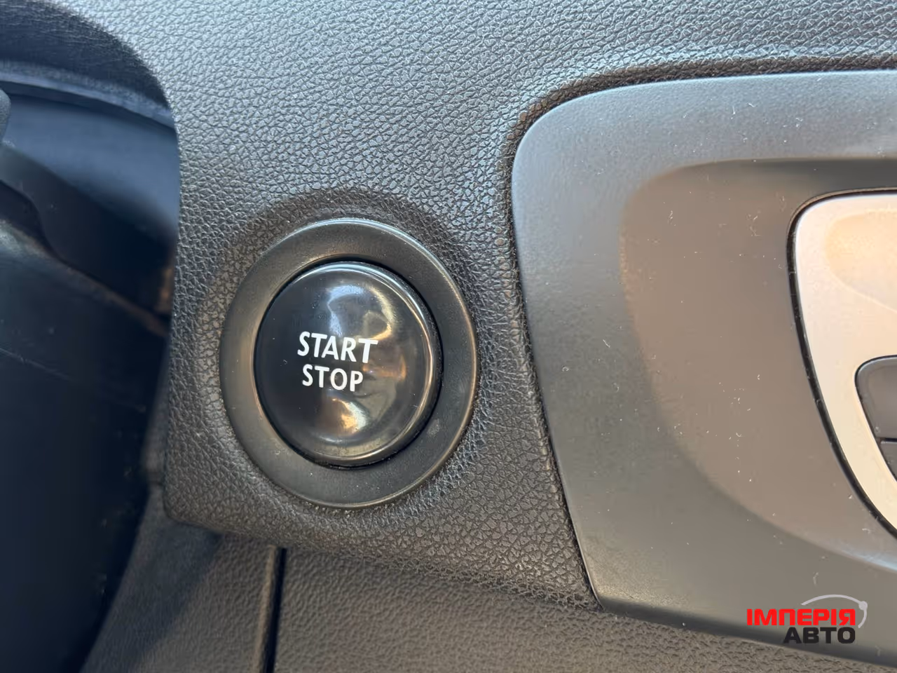 Renault Scenic - фото 29
