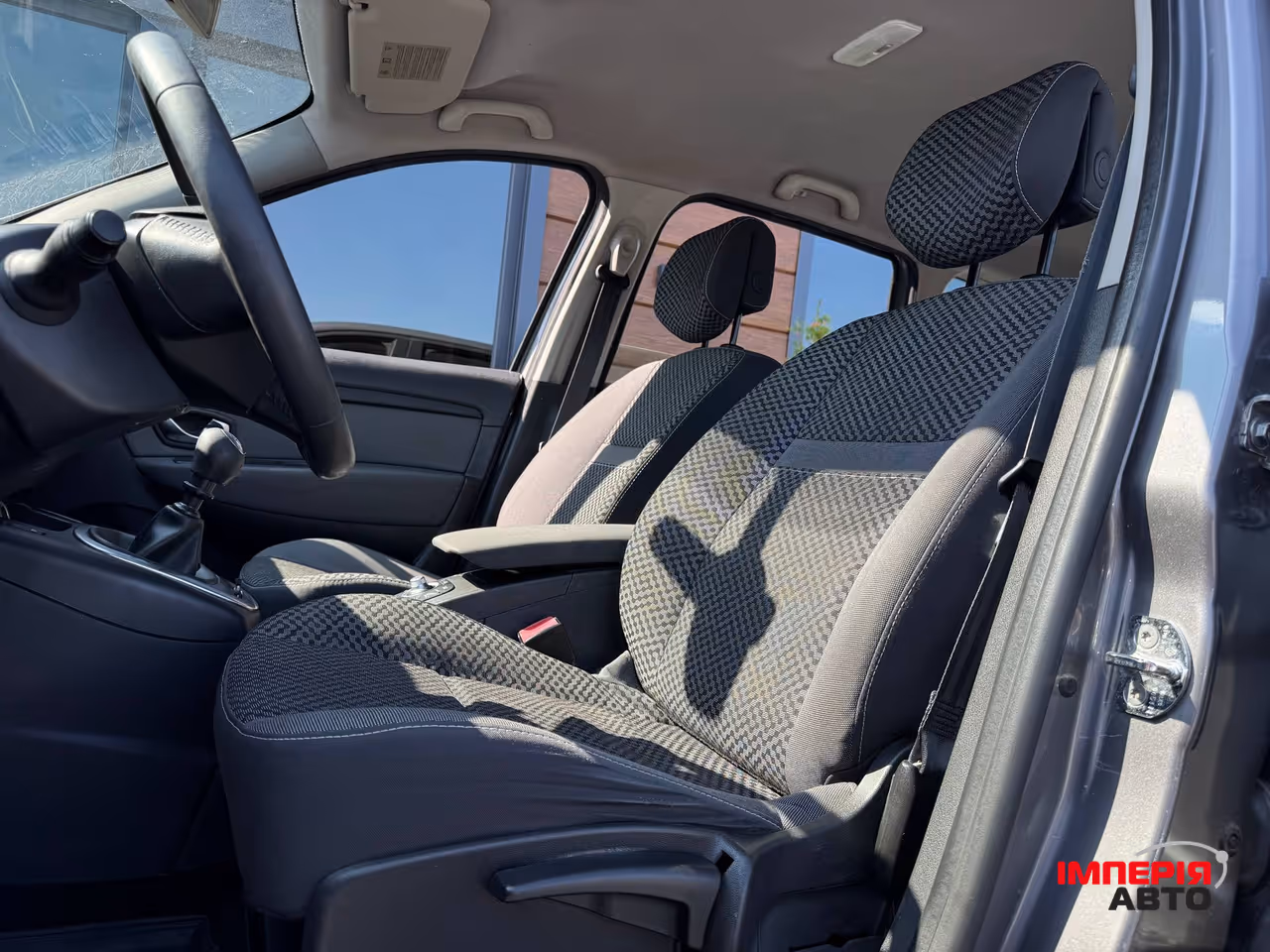 Renault Scenic - фото 20