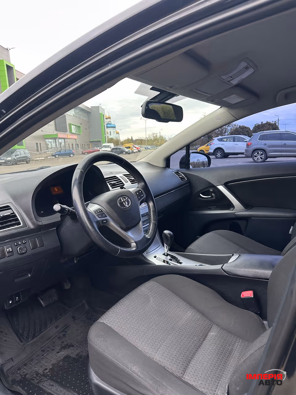 Toyota Avensis - фото 11