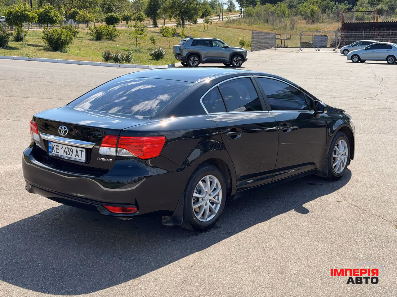 Toyota Avensis - фото 6