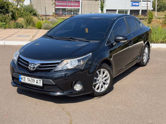 Toyota Avensis - зображення 1