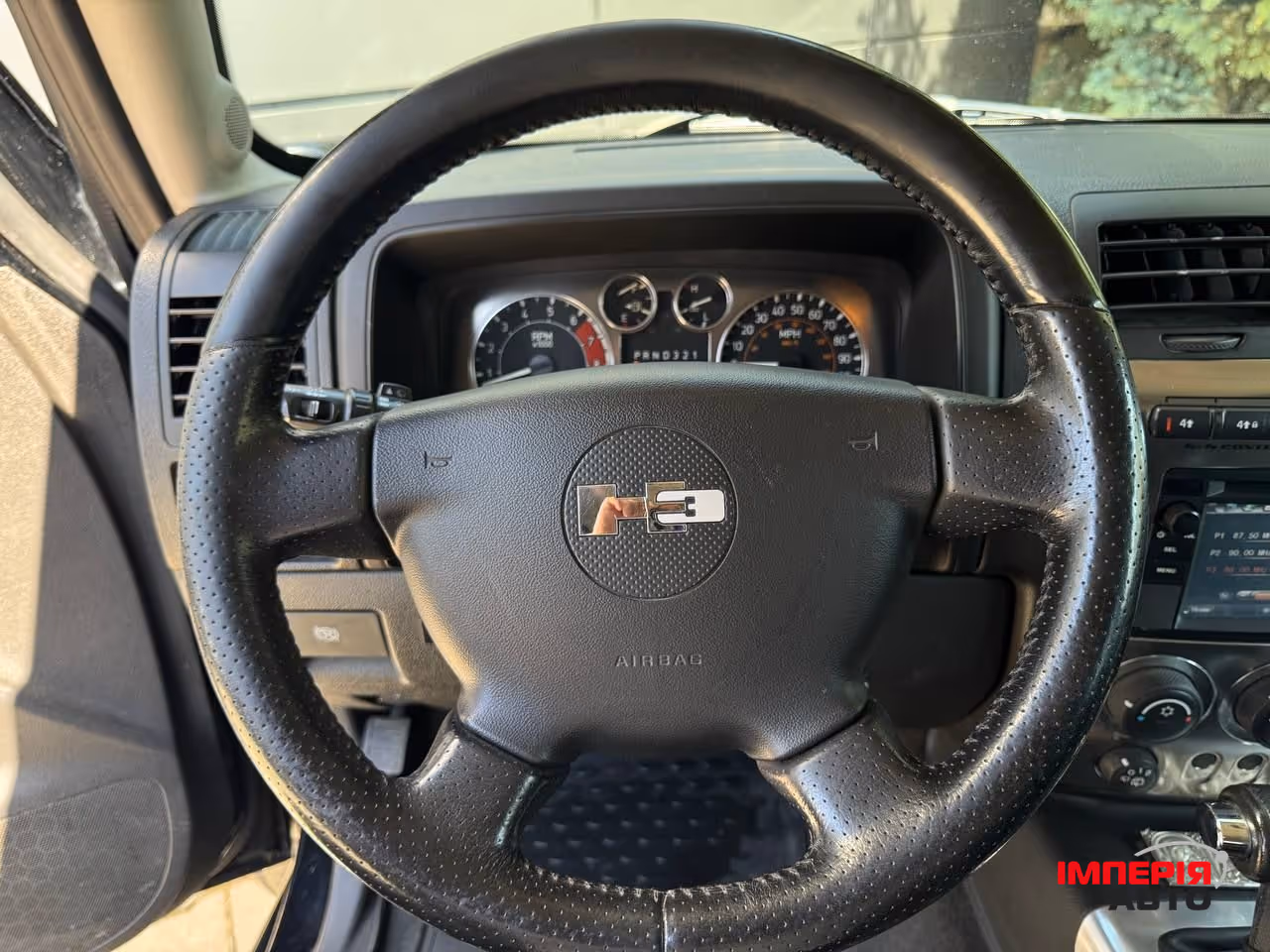 Hummer H3 - фото 32