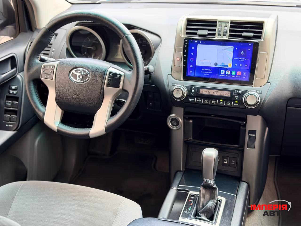 Toyota Land Cruiser Prado - фото 4