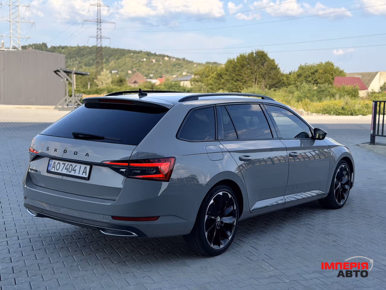 Skoda Superb - фото 8