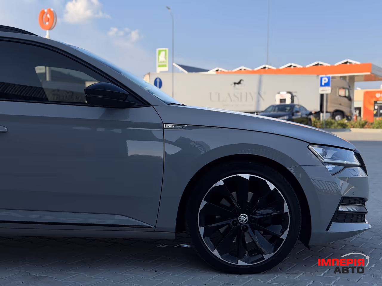 Skoda Superb - фото 9