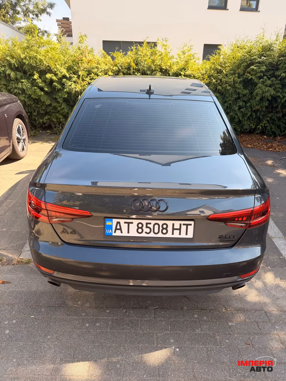 Audi A4 - фото 4