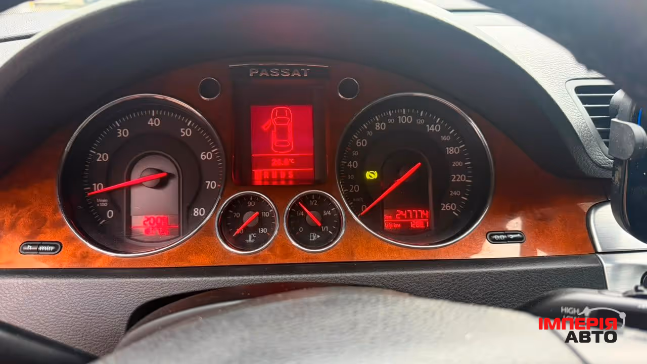 Volkswagen Passat - фото 7
