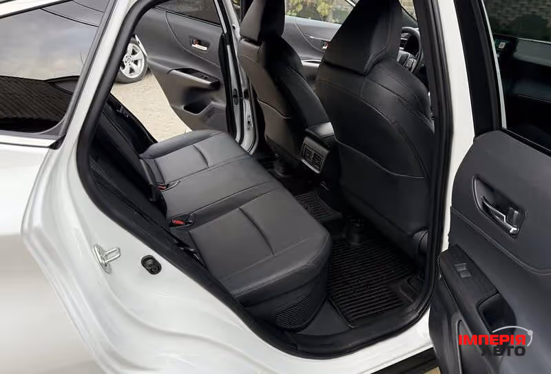 Toyota Venza - фото 16