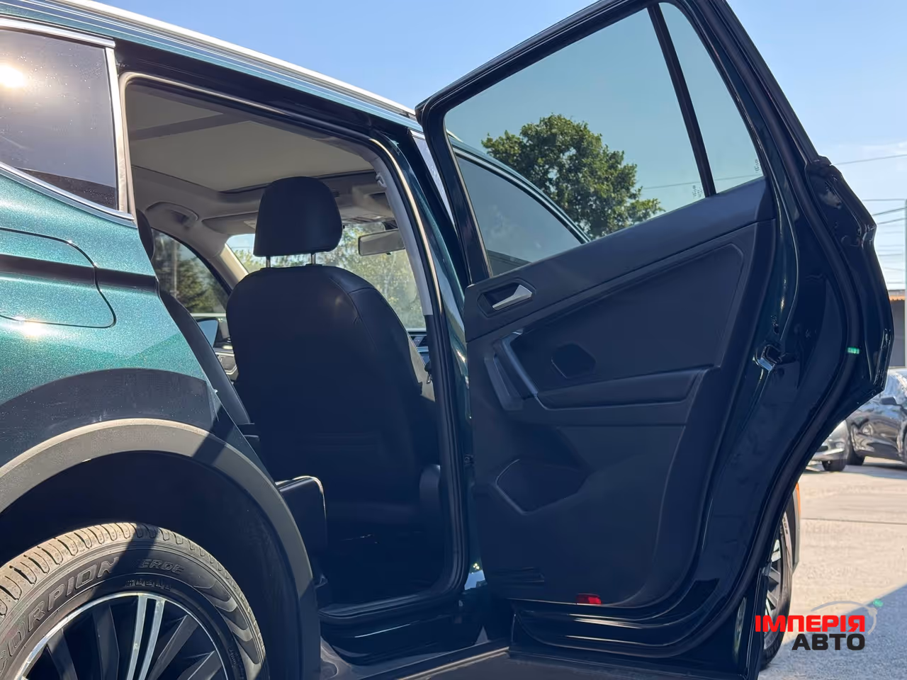 Volkswagen Tiguan - фото 57