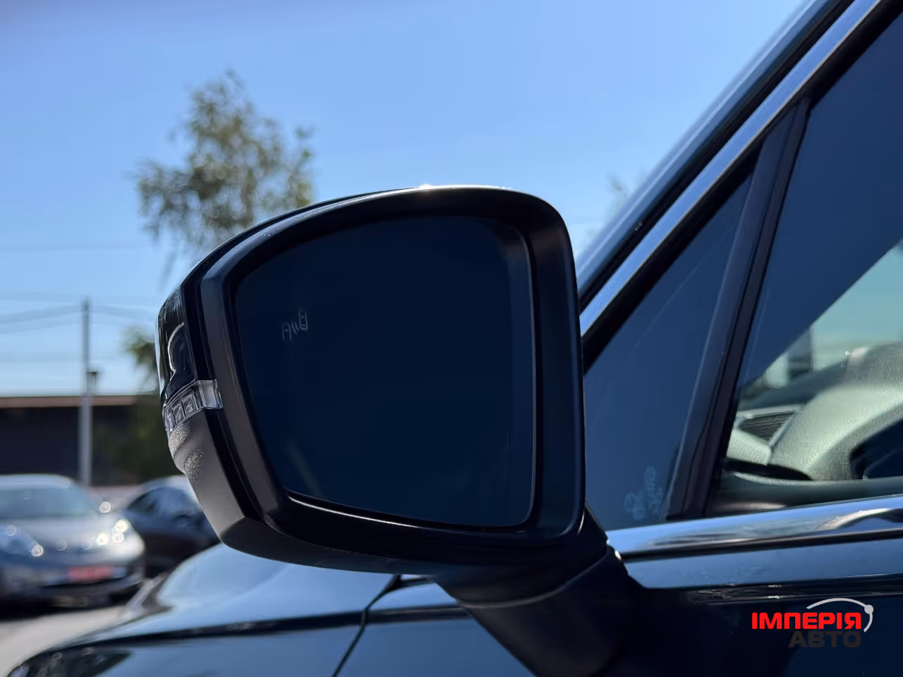 Volkswagen Tiguan - фото 7