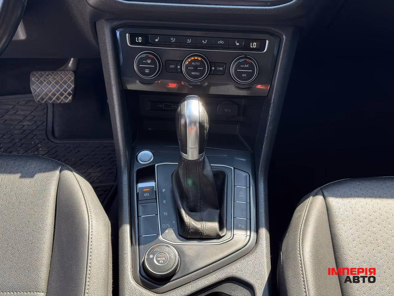 Volkswagen Tiguan - фото 63