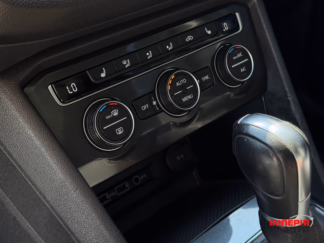 Volkswagen Tiguan - фото 37