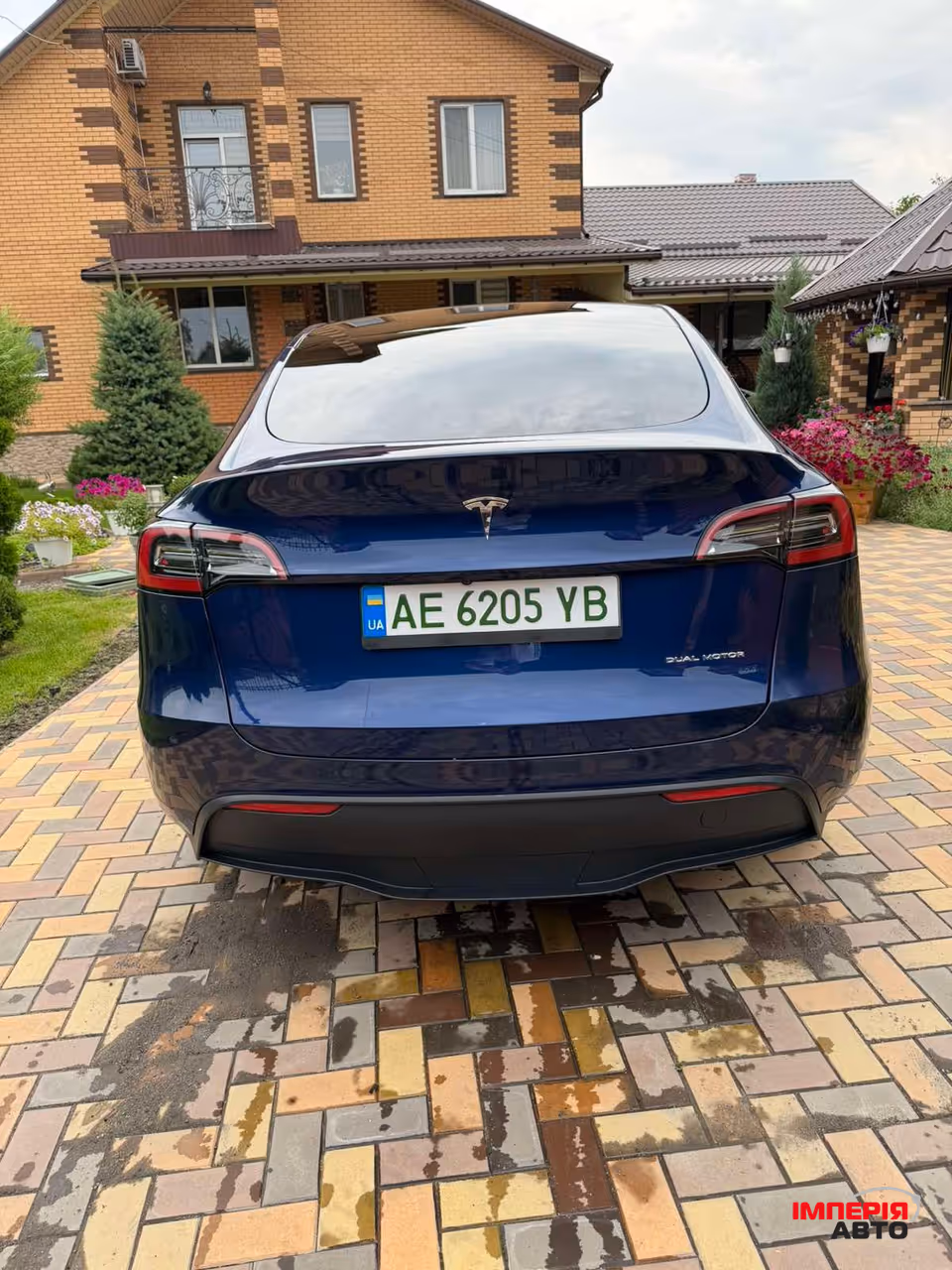 Tesla Model Y - фото 7
