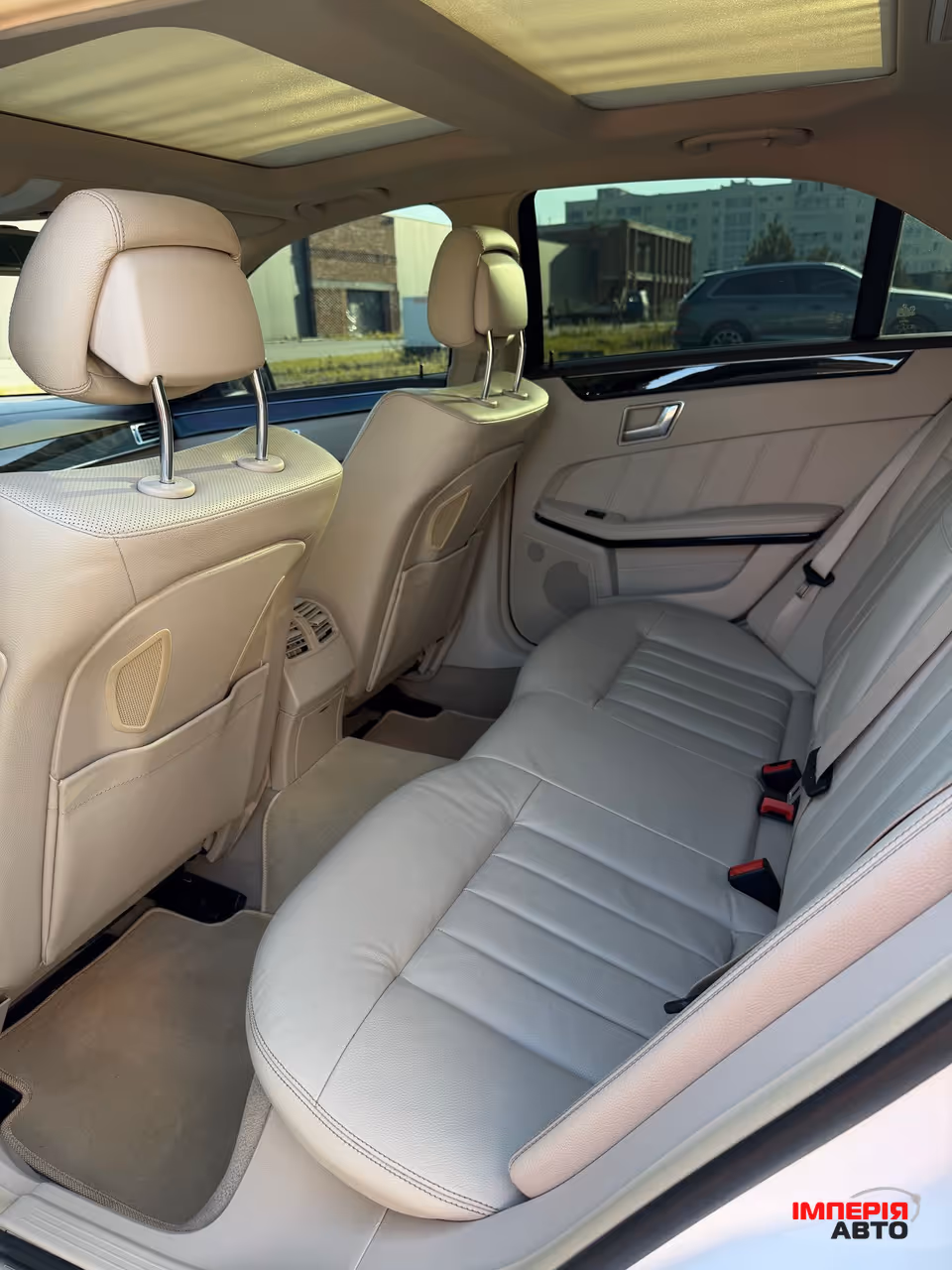 Mercedes-Benz E-Класс - фото 9