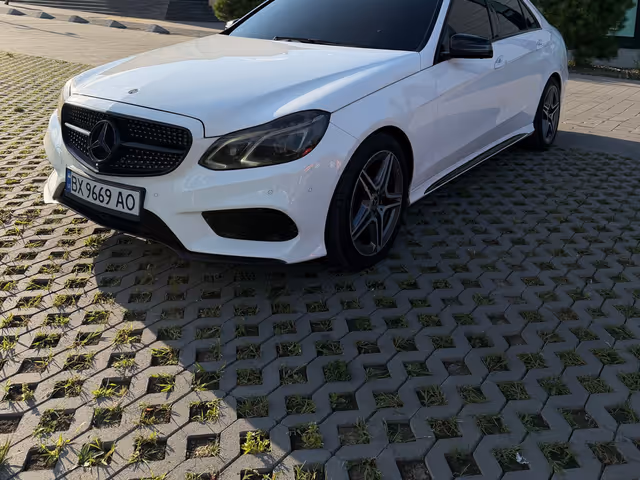 Mercedes-Benz E-Класс - зображення 2