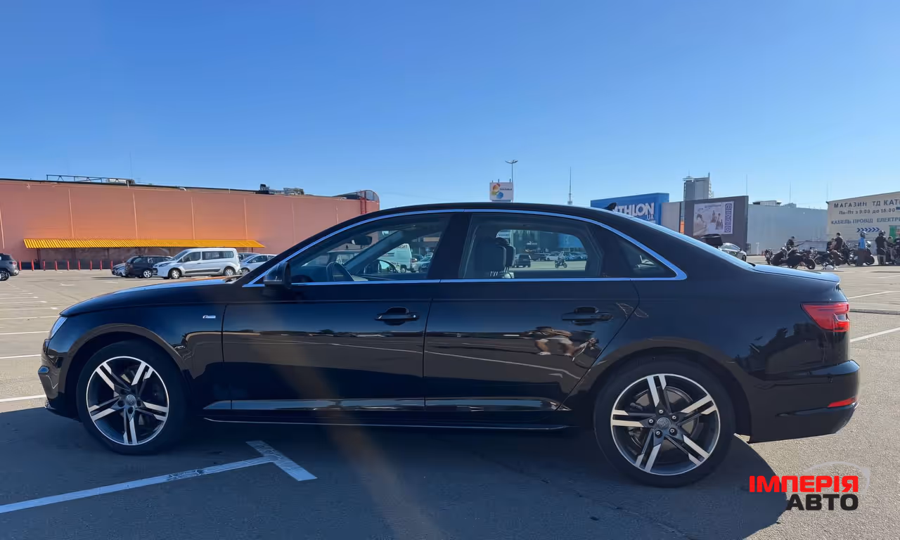 Audi A4 - фото 4