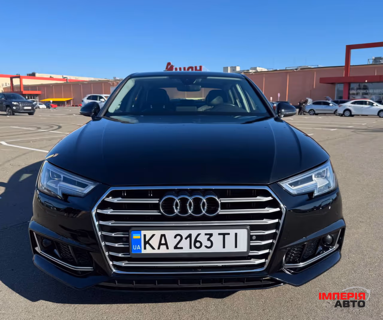 Audi A4 - фото 2