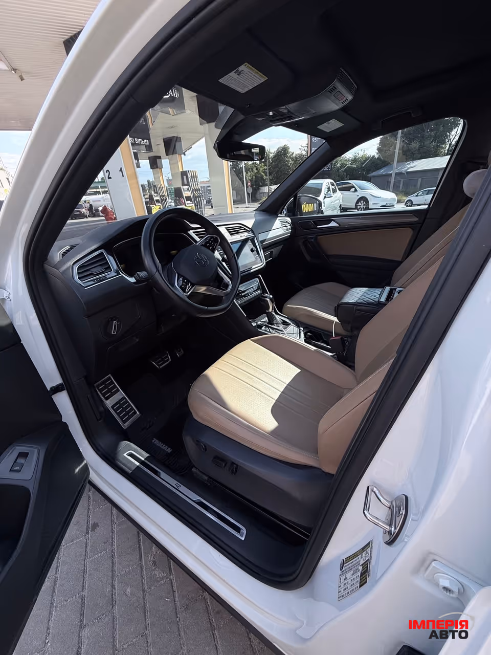 Volkswagen Tiguan - фото 10