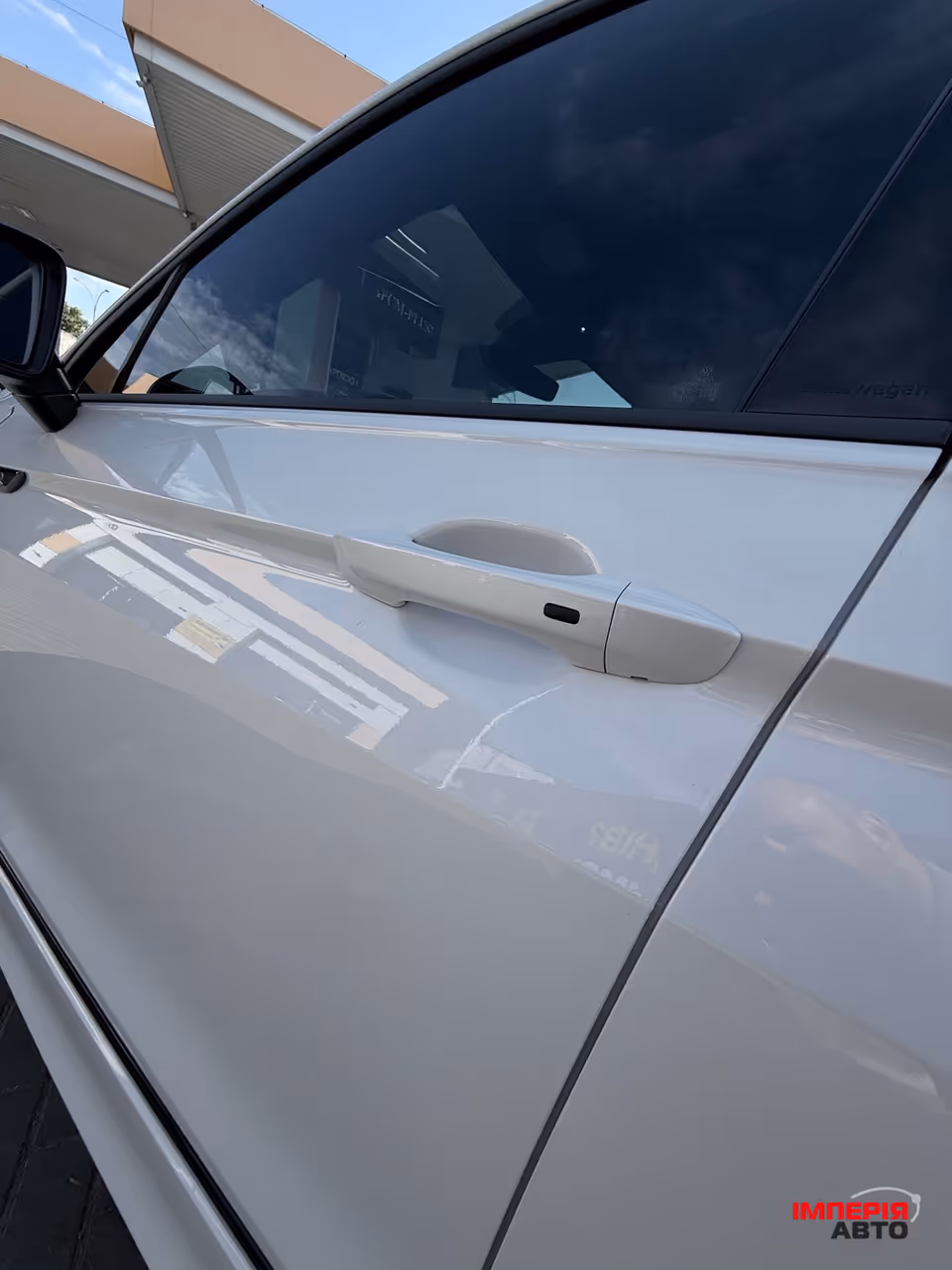 Volkswagen Tiguan - фото 8