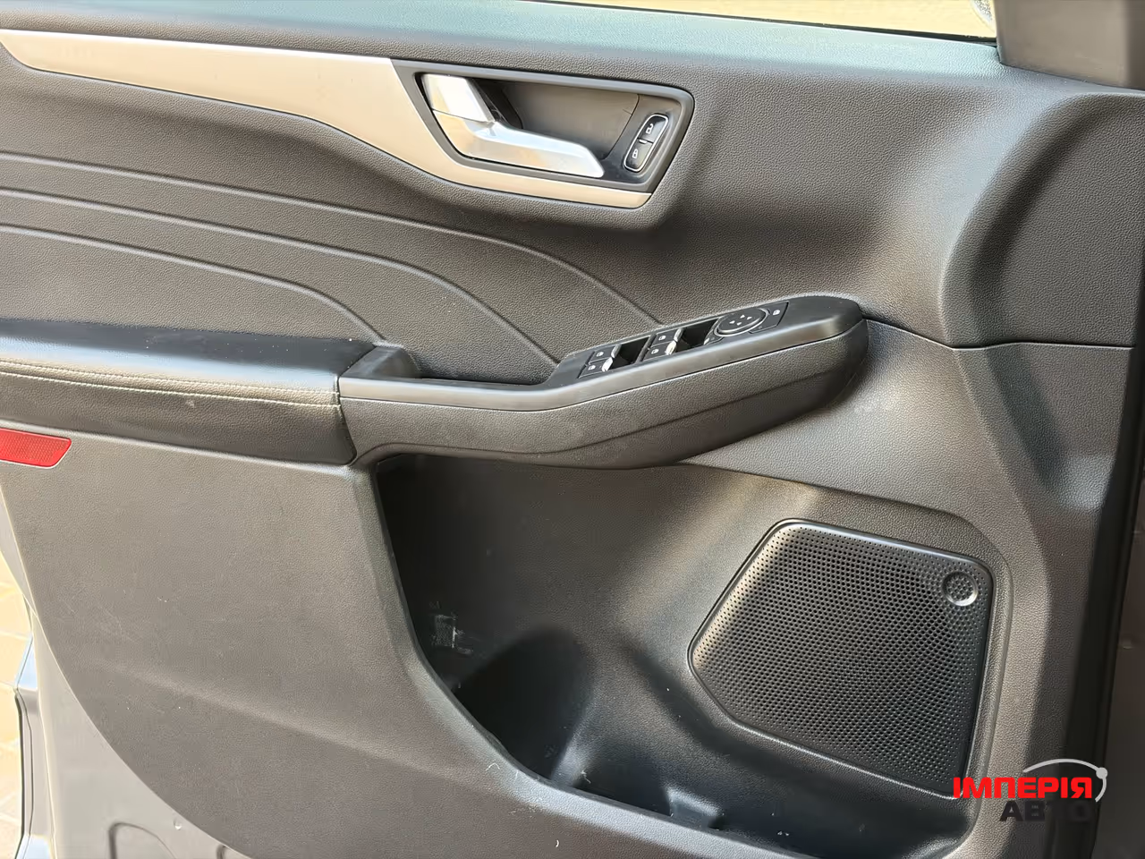 Ford Escape - фото 13