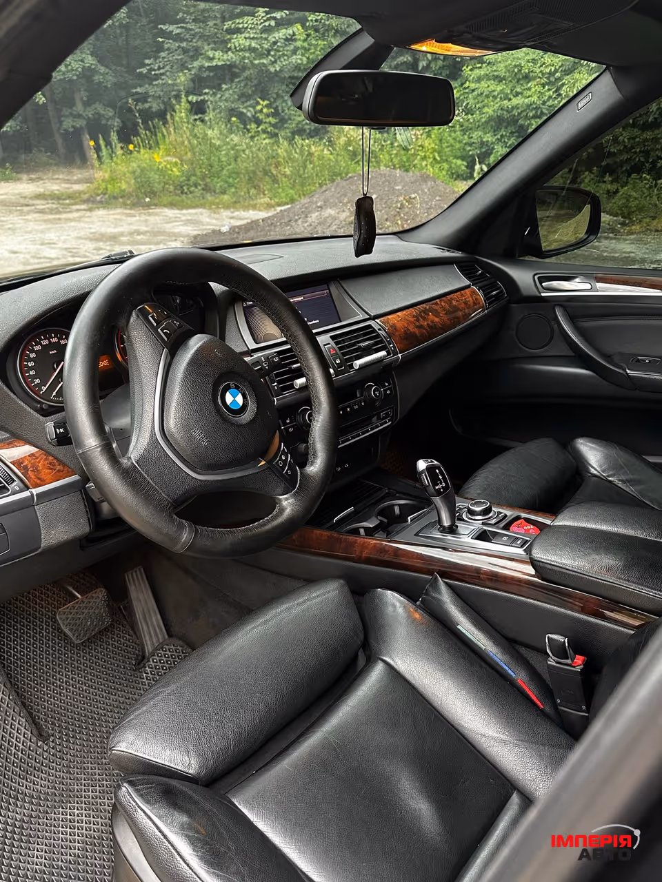 BMW X5 - фото 11