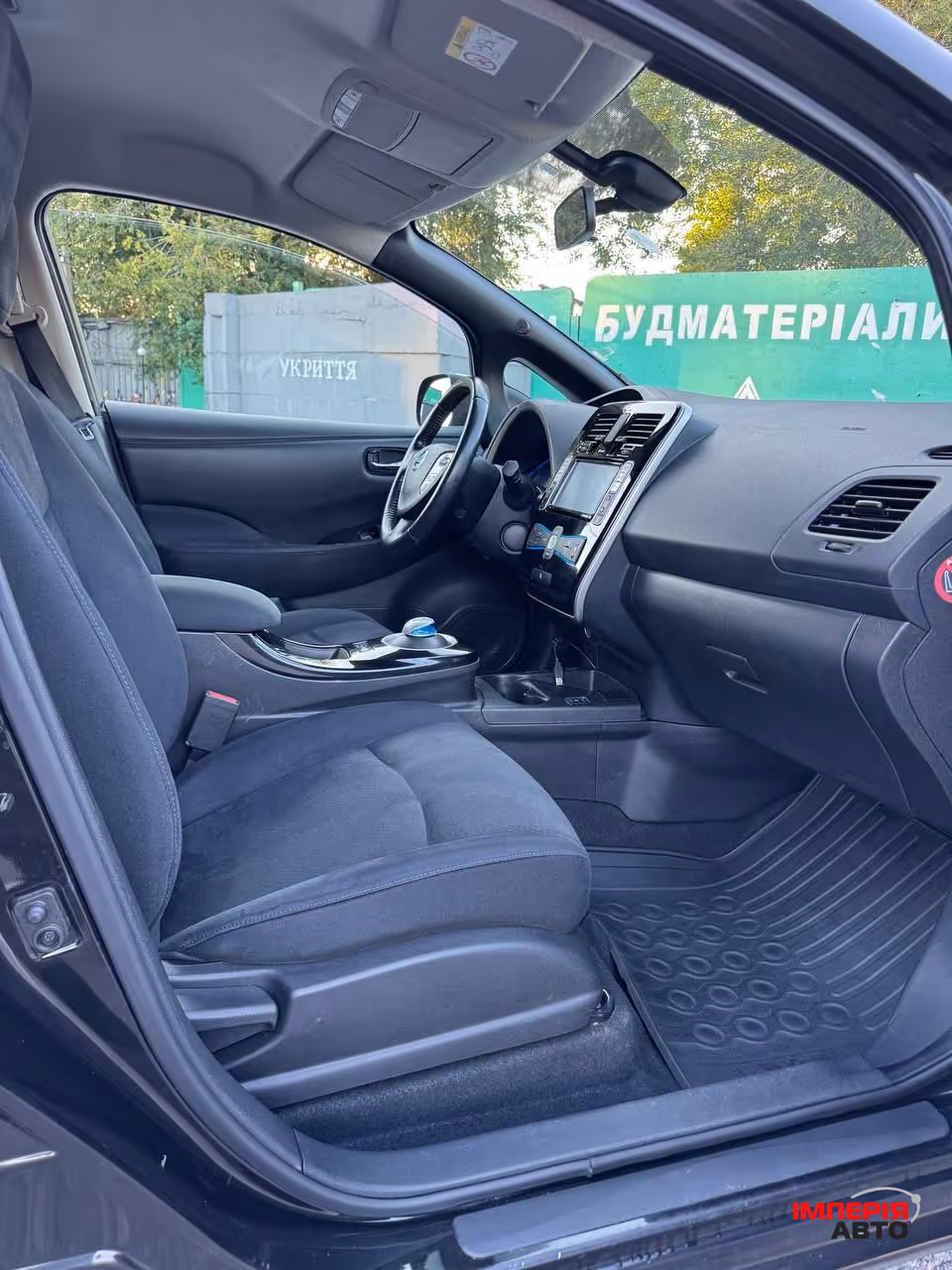 Nissan Leaf - фото 25