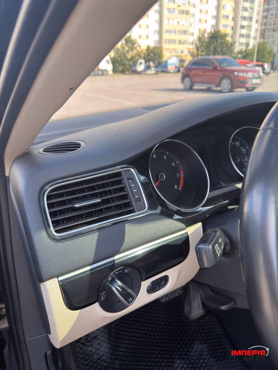 Volkswagen Jetta - фото 16