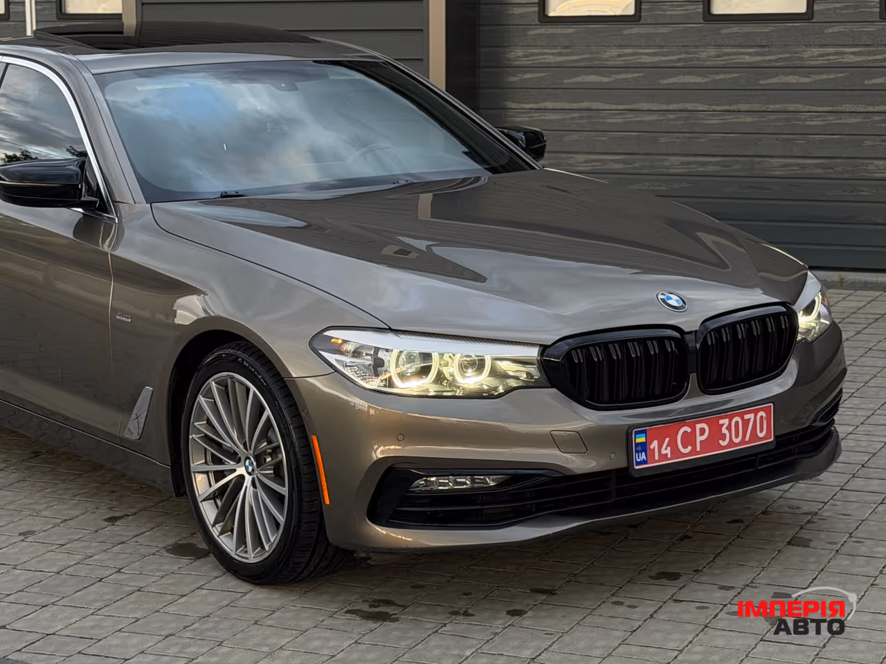 BMW 5 серії - фото 8