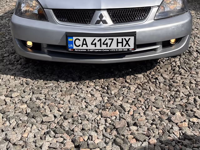 Mitsubishi Lancer - зображення 3