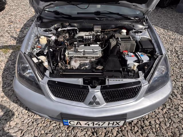 Mitsubishi Lancer - зображення 5