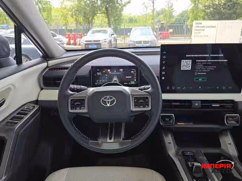 Toyota RAV4 - фото 9