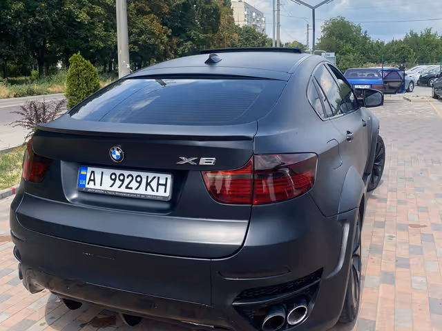 BMW X6 - зображення 1