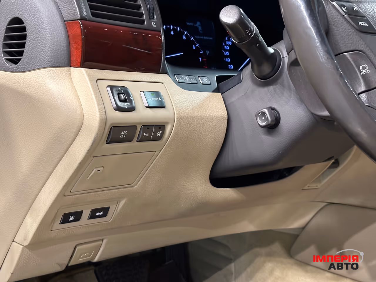 Lexus LS - фото 19