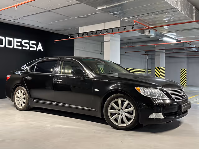 Lexus LS - зображення 3