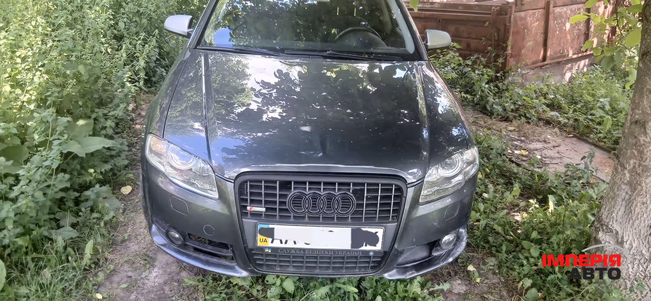Audi A4 - фото 7