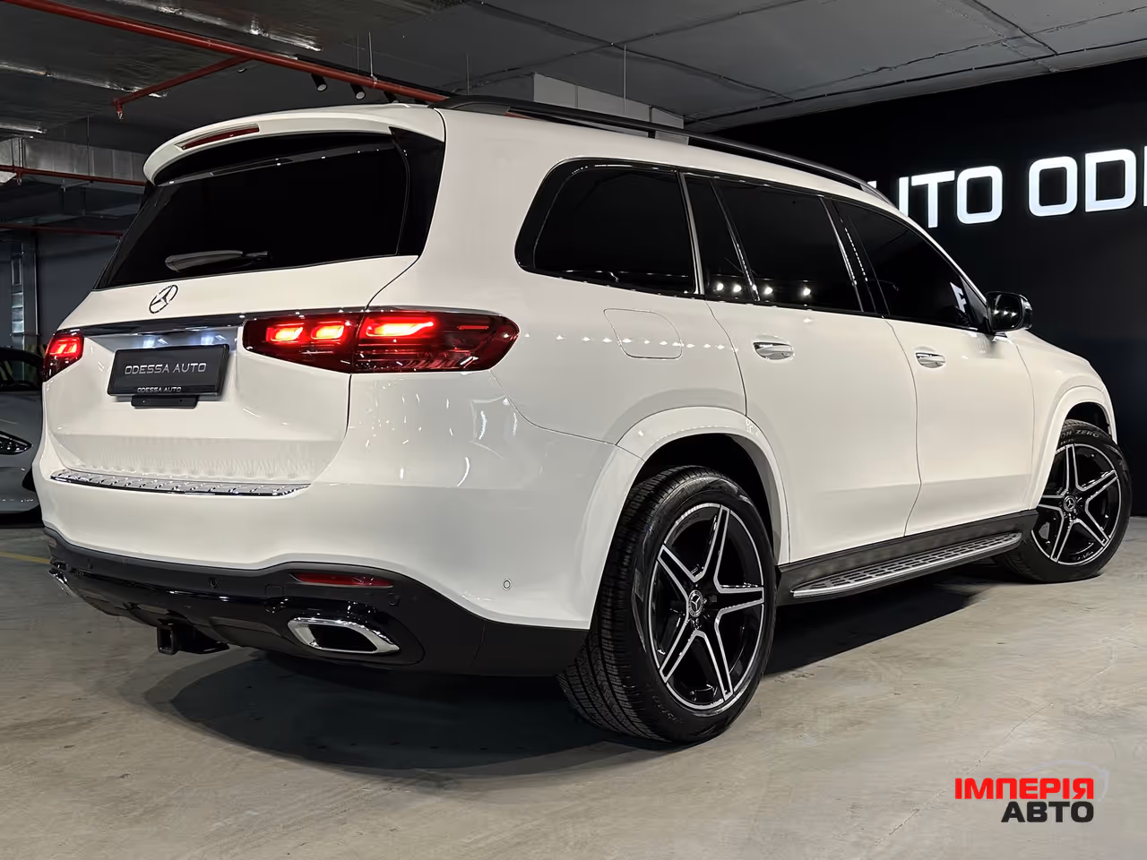 Mercedes-Benz GLS - фото 8