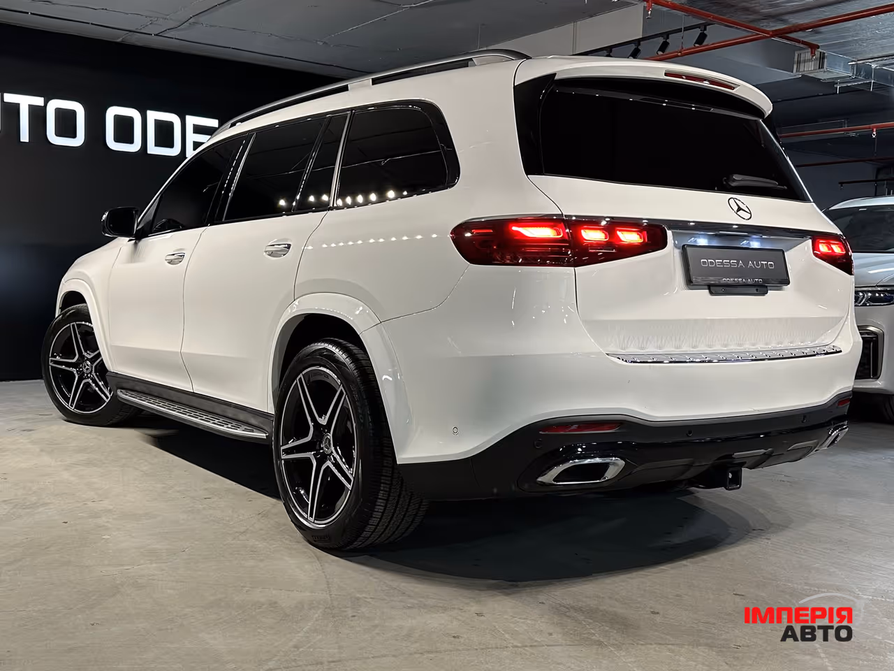 Mercedes-Benz GLS - фото 6