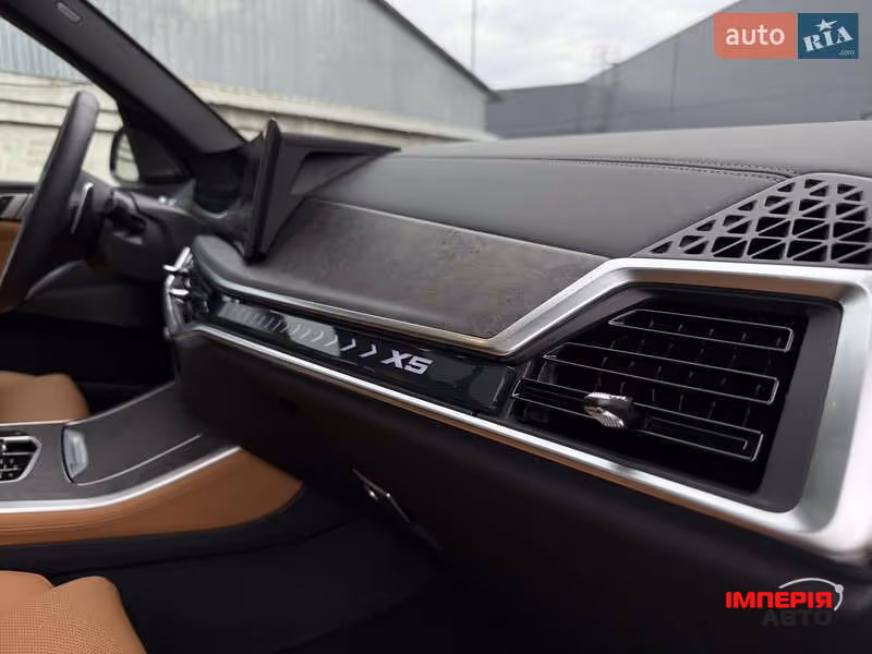BMW X5 - фото 27
