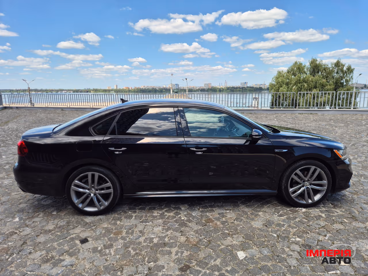 Volkswagen Passat USA/NMS - фото 8