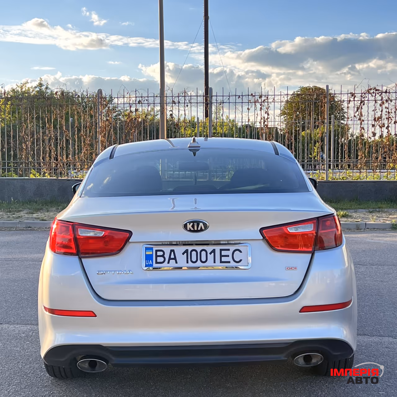 Kia Optima - фото 5