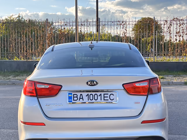 Kia Optima - зображення 5