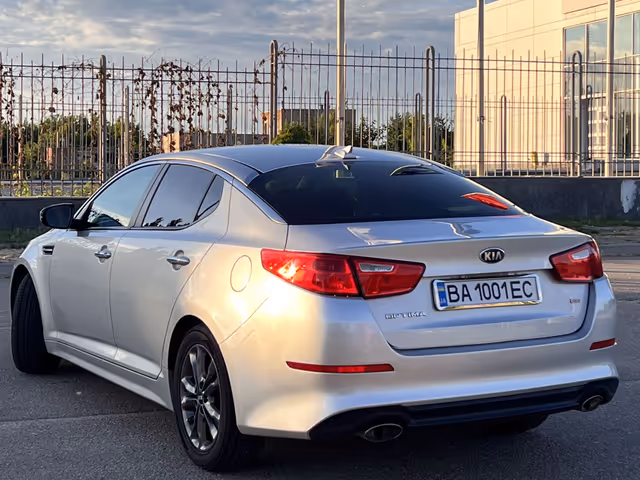 Kia Optima - зображення 4