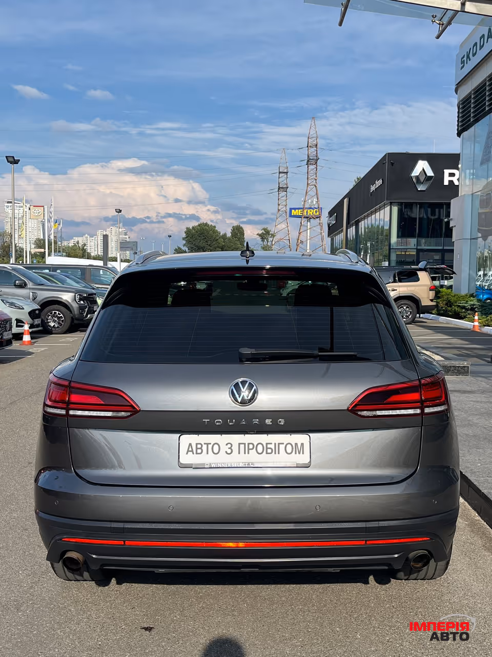 Volkswagen Touareg - фото 7