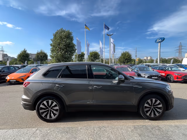 Volkswagen Touareg - зображення 5