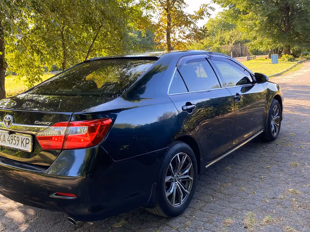 Toyota Camry - зображення 2